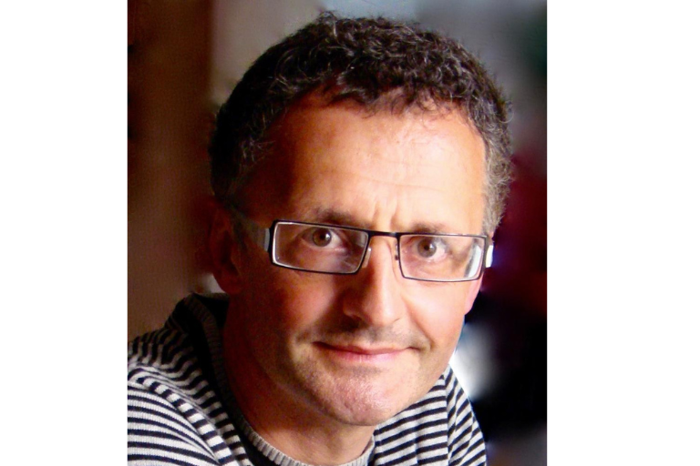 Alexei Yurchak headshot