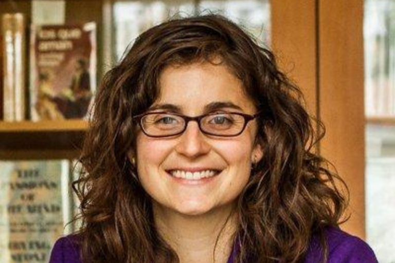 Caitlin Rosenthal headshot