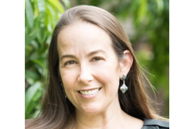 Carisa Harris headshot