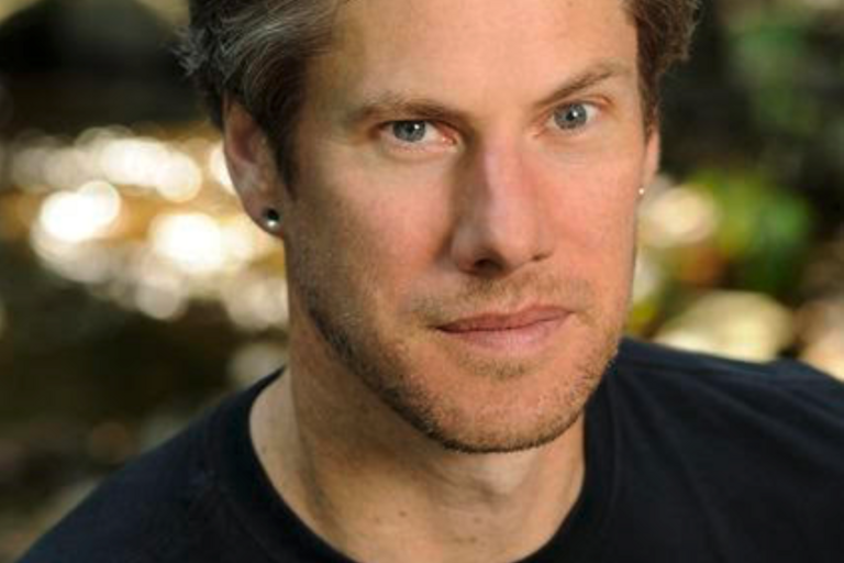 Nathaniel Comfort headshot