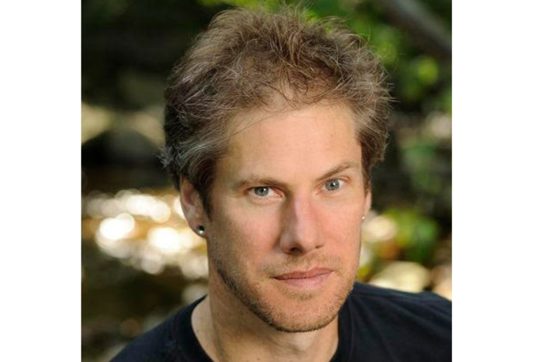 Nathaniel Comfort headshot