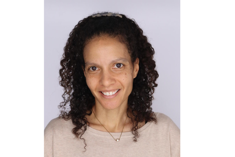 Sarah Vaughn headshot
