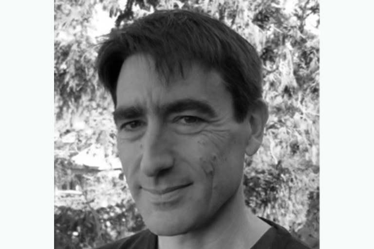 Stephen Collier headshot